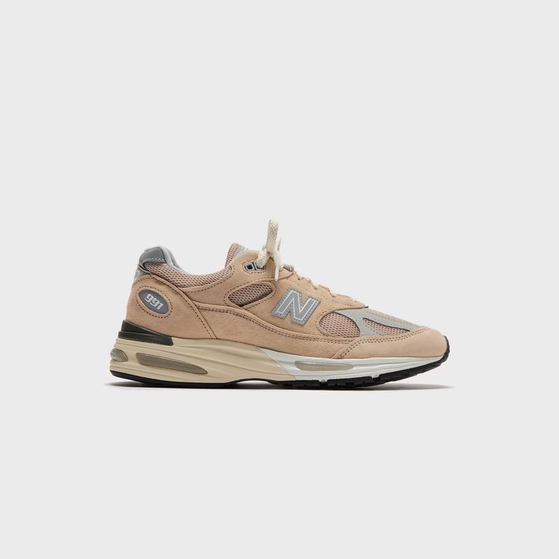 (RTV) New Balance Made in UK 991v2 – Cuban Sand / Harbor Mist / Silver