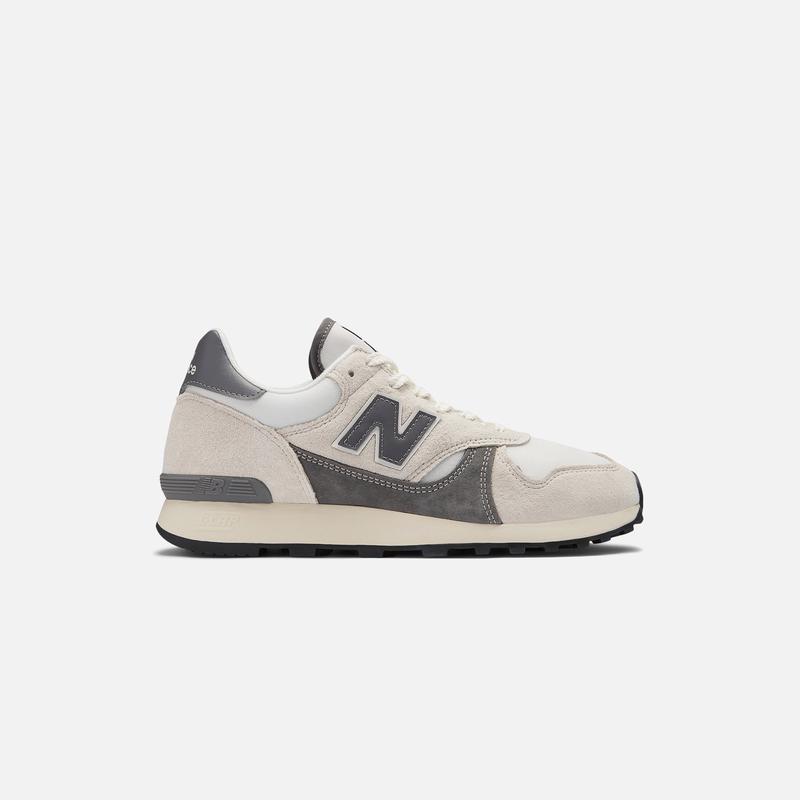(RTV) New Balance 475 – Sea Salt