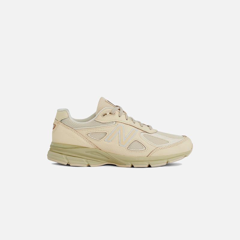 (RTV) New Balance 990V4 – Macadamia Nut / Morel
