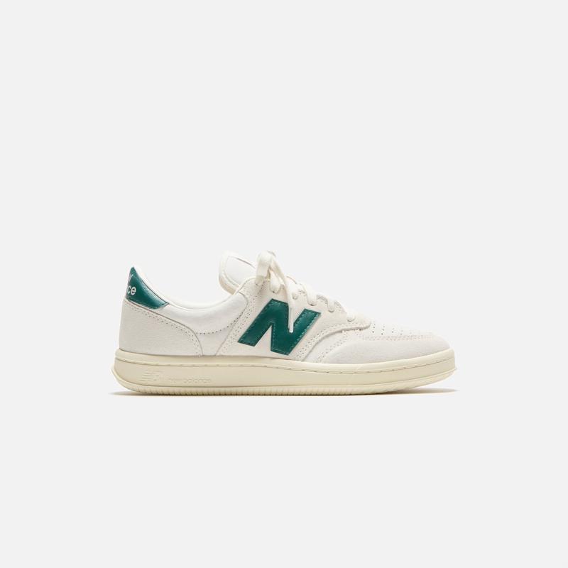 (RTV) New Balance T500 – Sea Salt / Green