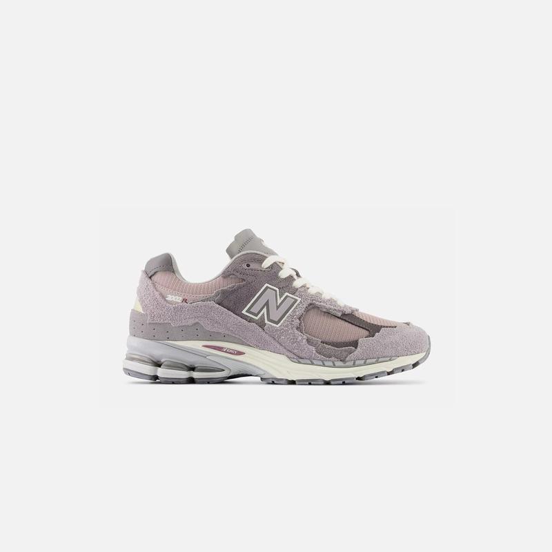 New Balance 2002R – Zinc / Eiffel Tower / Grey Flannel