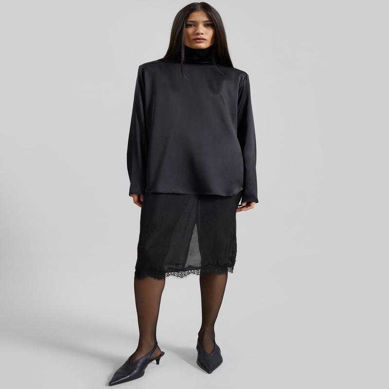Covert Turtleneck Shirt – Black